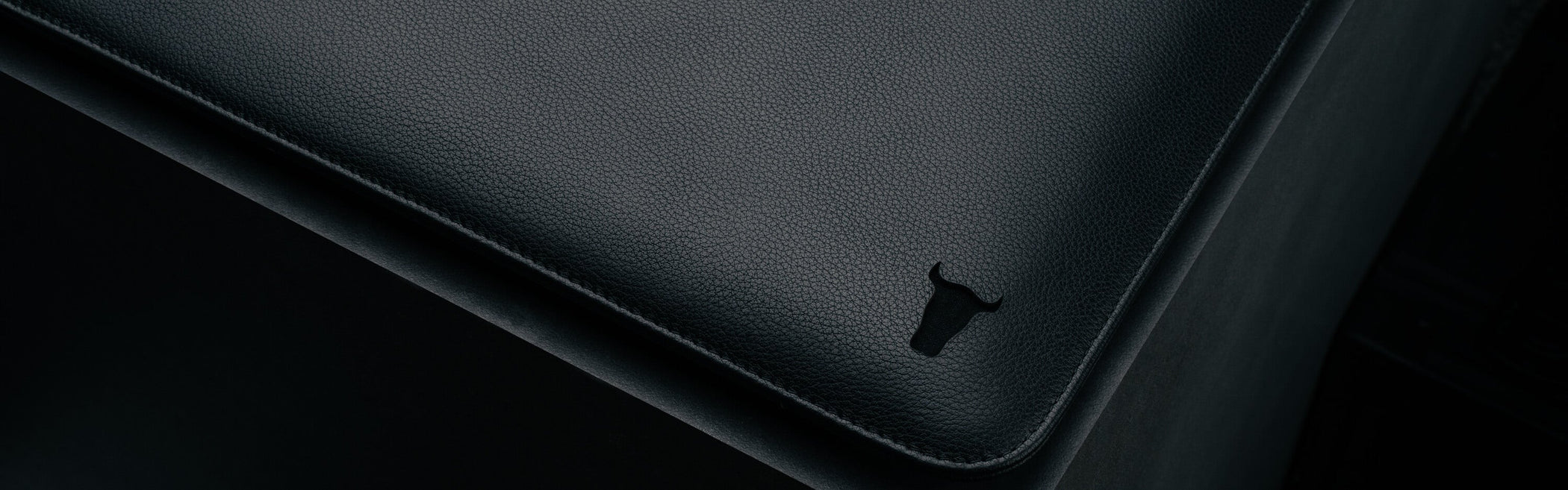 Leather Laptop Cases & Sleeves