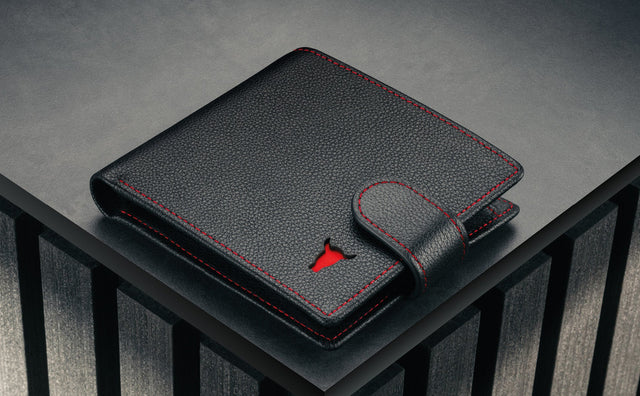 Classic Leather Wallet (with Coin Pocket) Feature Focus