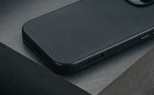 iPhone 16 Pro Max Leather Slimline Bumper Case (MagSafe Compatible) Feature Focus