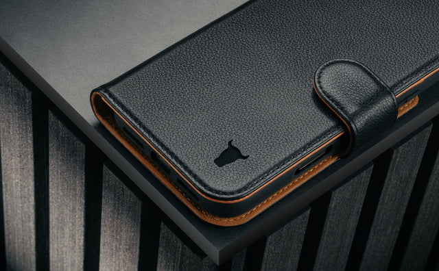 iPhone Air Leather Case (with Detachable Cover & MagSafe Compatible) Feature Focus